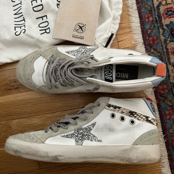 Golden goose perfect condition - Picture 3 of 5